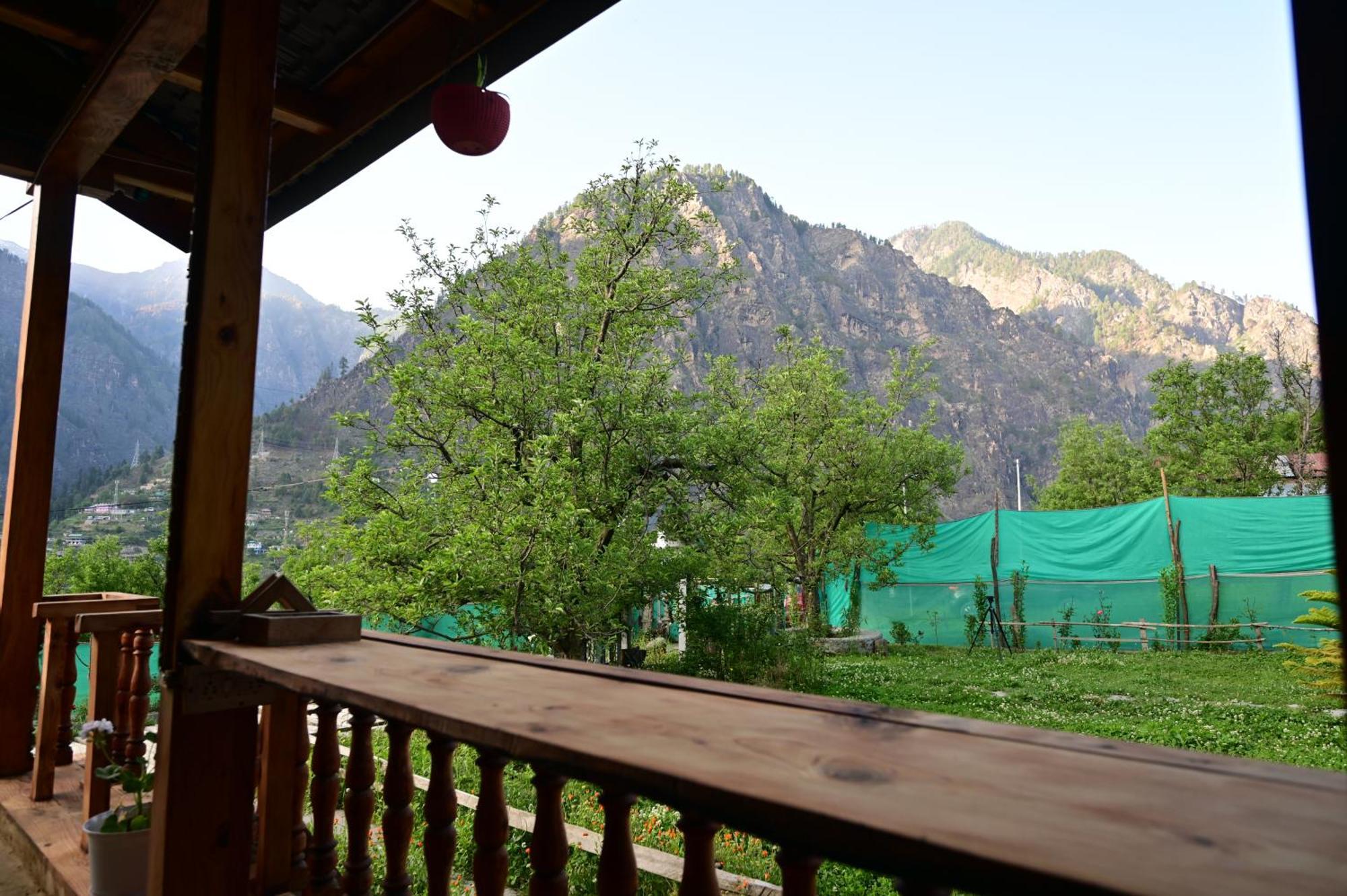 Himalayan Mud Resort カソル エクステリア 写真