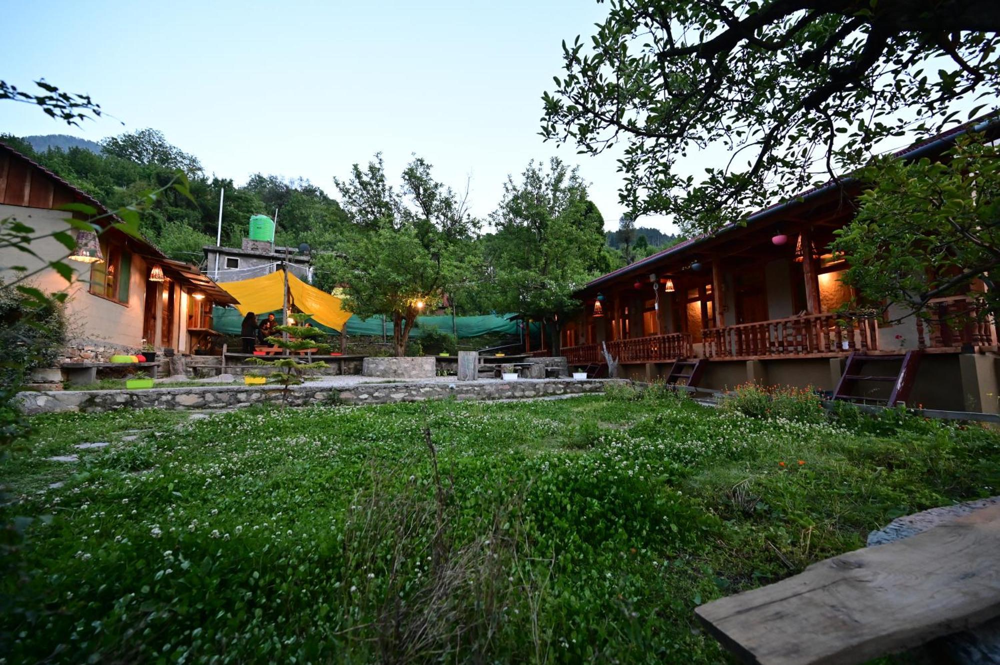 Himalayan Mud Resort カソル エクステリア 写真